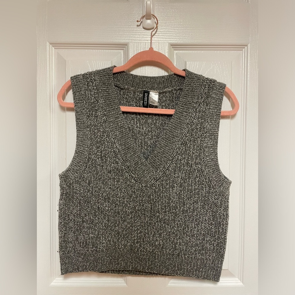 H&M V-Neck Sweater Vest